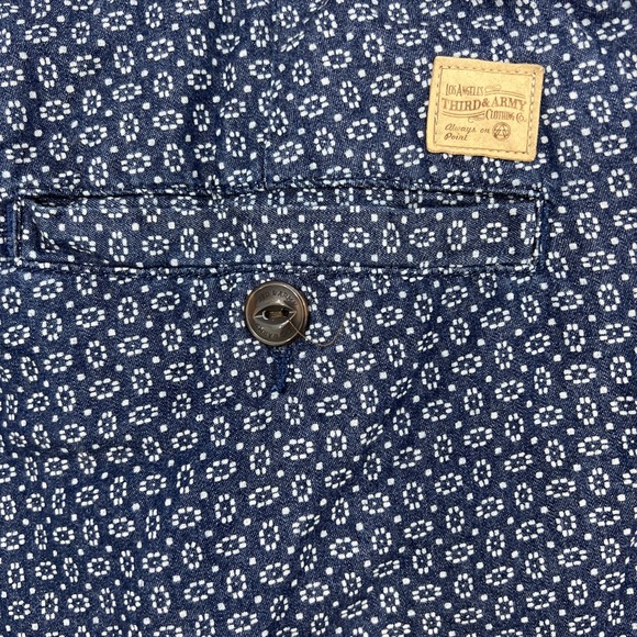 Los Angeles Third & Army Men's Shorts Size 34 Blue Geometric Print Cotton Casual - Picture 12 of 14